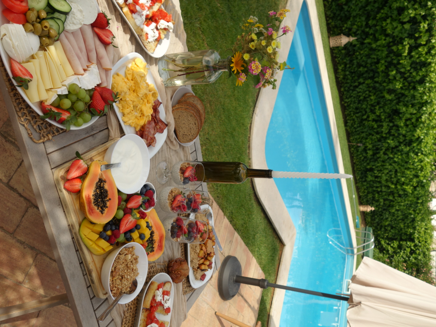 Brunch ob bazenu